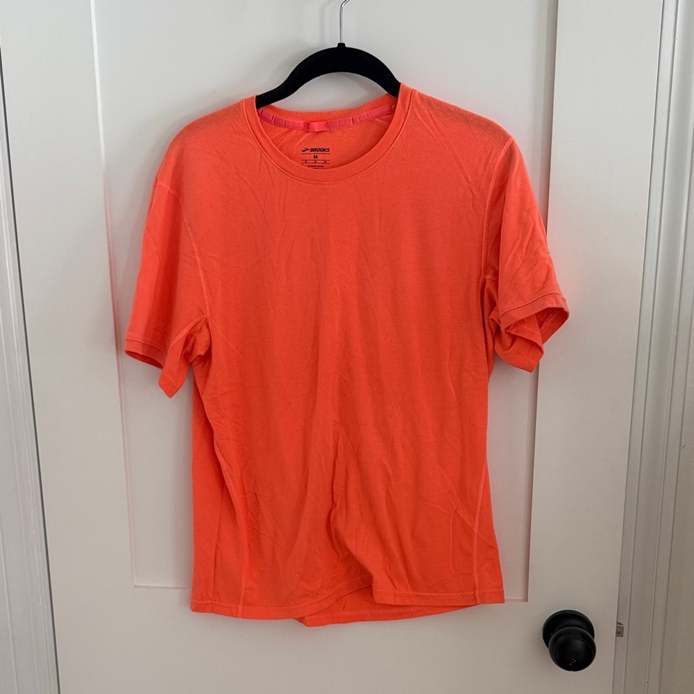 Brooks Men's Vibrant Orange Short Sleeve Tee